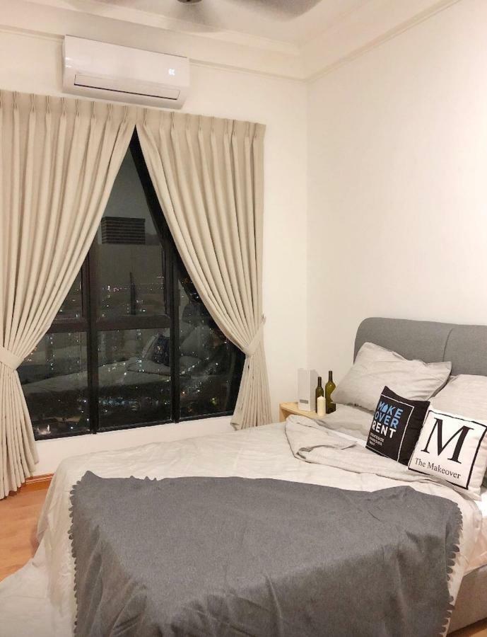 Le Platino Homestay Johor Bahru Extérieur photo