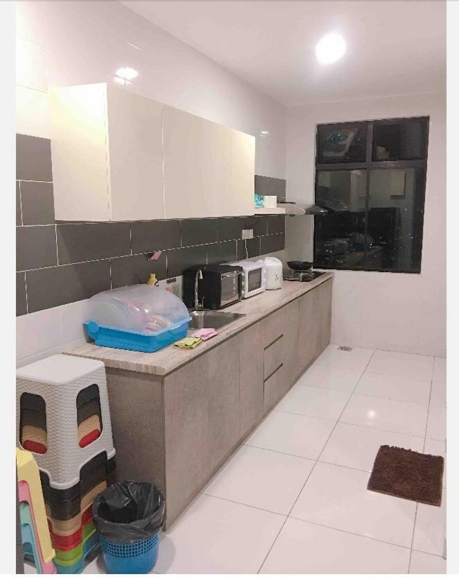 Le Platino Homestay Johor Bahru Extérieur photo